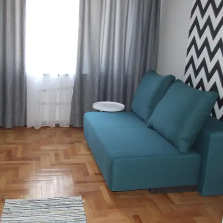 Dunav House فندق