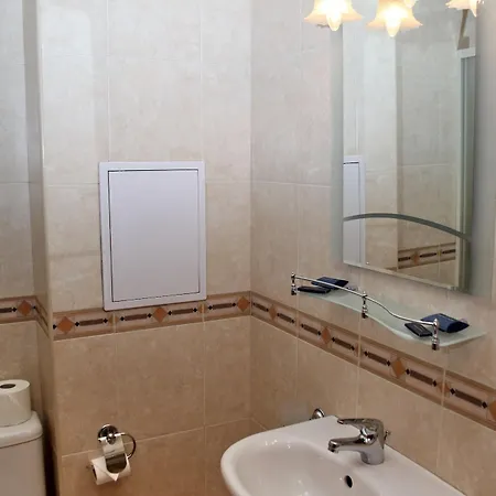 Dunav House Hotell 3*