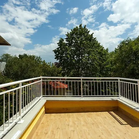Dunav House 3*
