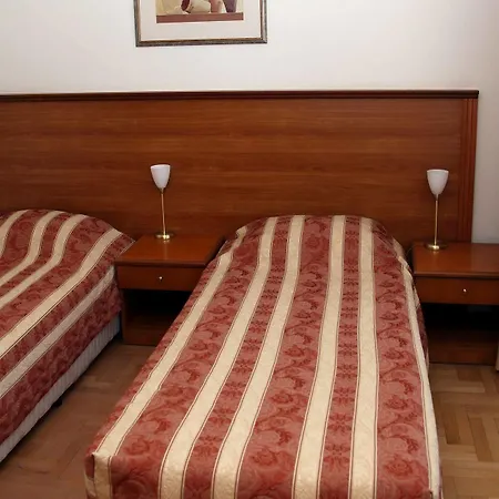 فندق Dunav House