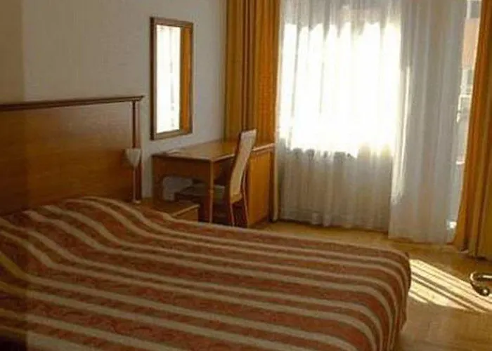 ホテル Dunav House 3*