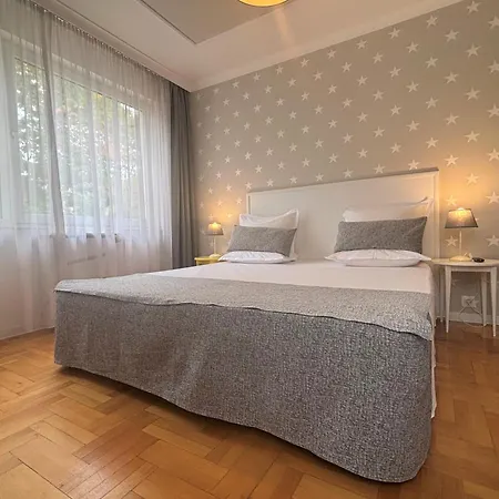 Dunav House