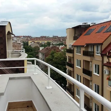 Dunav House